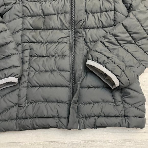 Columbia boys grey lightweight puffer xs 6/7 - Picture 2 of 10